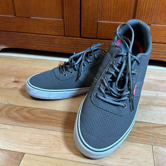 Levi’s sneakers - Picture 2 of 6